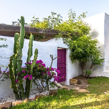 Villa La Alqueria *